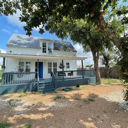 فيلا The Paddock House At Blanco Texas المظهر الخارجي الصورة